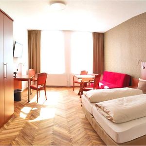Superior Zimmer mit Kingsize-Bett